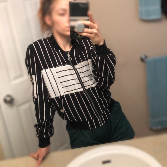 Bomber Jacket - Picture 2 of 3